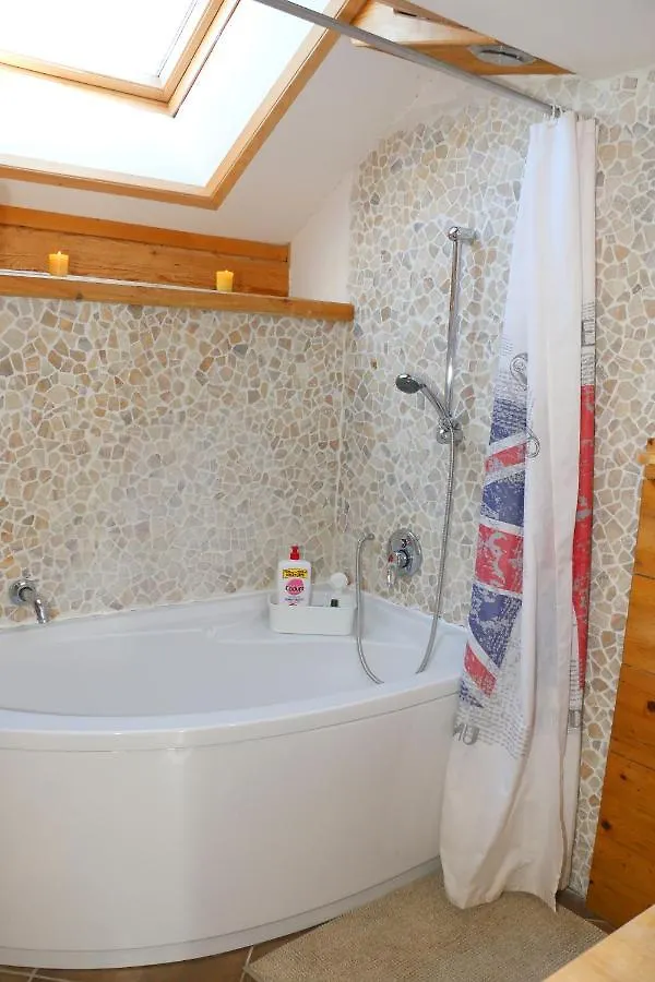 Guest house Chalet Savoyard Balcon De Villy Hotel Eteaux
