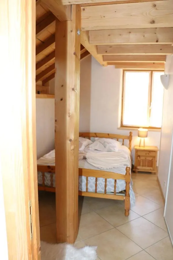 Guest house Chalet Savoyard Balcon De Villy Eteaux