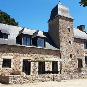 Petit Manoir Proche Dinan - D'hotes Couette-café Lanvallay